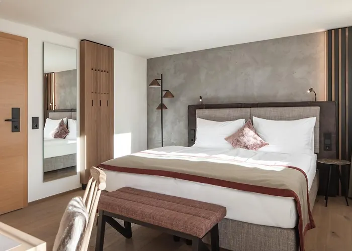 Salzburg Hotel 4*