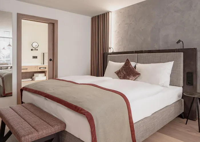 Salzburg Hotel 4*