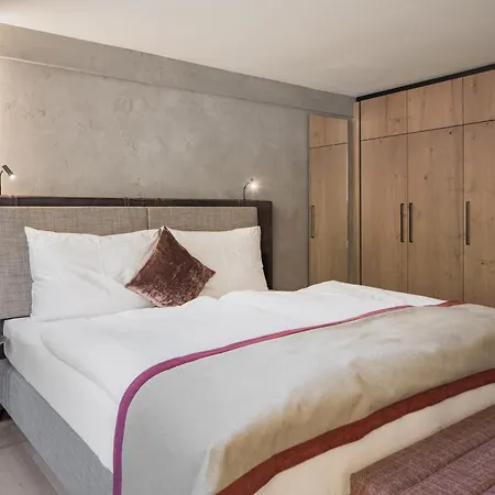 Salzburg 4* ザールバッハ・ヒンターグレム