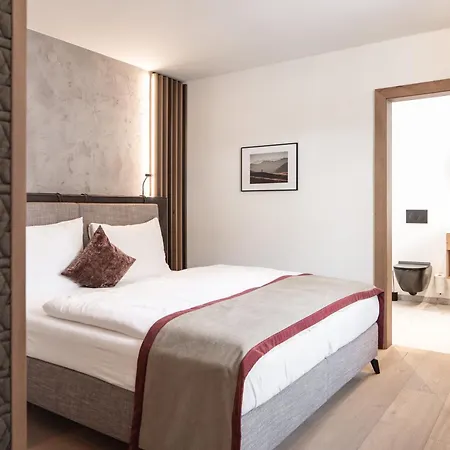 Salzburg Hotel 4*
