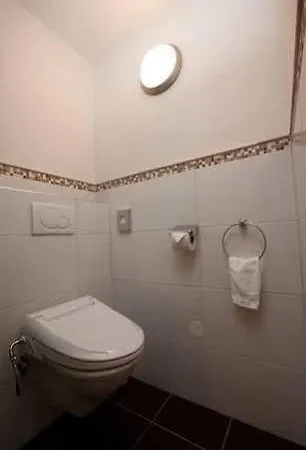 Отель Salzburg 4*